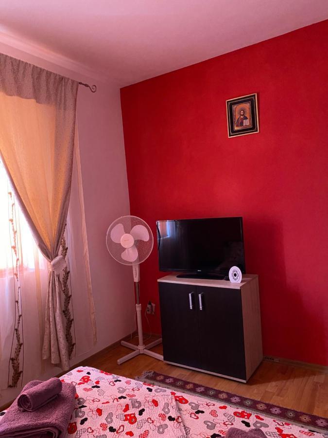 Apartament Ally'S Lägenhet Orşova Exteriör bild